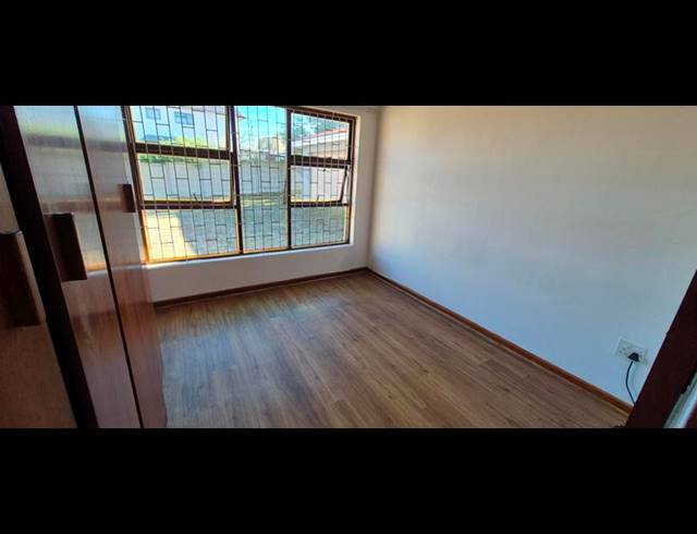 1 BEDROOM PROPERTY TO RENT IN DANA BAY